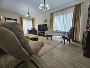 Zona Lunei. Amenajata. Mobilat si utilat - imagine 4