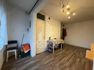 Apartament cu 2 camere, decomandat, centrala proprie, zona Soarelui - imagine 6