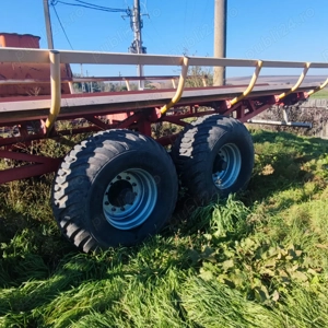 Remorcă cu auto-încărcare pentru baloti PT-24 - imagine 2