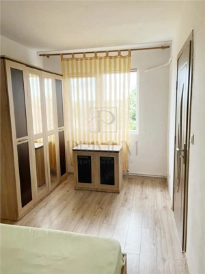 SAGULUI - 3 CAM - CENTRALA PROPRIE - ETAJ INTERMEDIAR - RENOVAT - ZONA LINISTITA - imagine 4