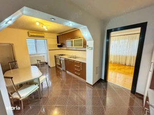 Închiriez apartament cu 2 camere  - imagine 2