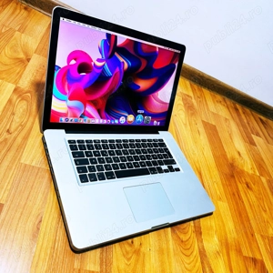 Laptop Apple MacBook Pro IntelCore i7 (8 CPUs),Video dedicat AMD Radeon,15.4 , 256GB,Livrare GRATUIT