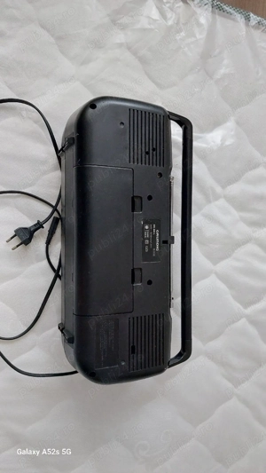 vând radio casetofon 
