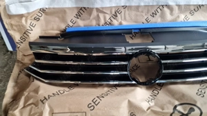 Grila radiator VW Passat B8 - originala - noua - 3G0853651A BKZ