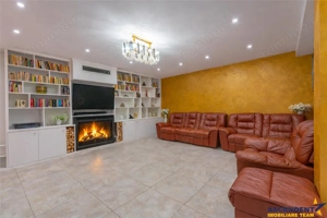 FILM  3D! Vila high tech, cu semineu, jacuzzi, terasa, 10 camere, Central, Brasov - imagine 2