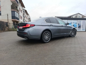BMW Seria 5 530e 292 Cp Trapa - imagine 4