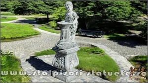 Set stativ cu copil la cișmea, gri patinat, model S27-S93.