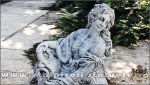 Statuetă domnița cu ulcea, gri patinat, model S16. - imagine 2