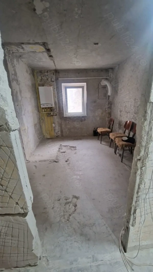 Proprietar vand apartament 3 camere - imagine 2