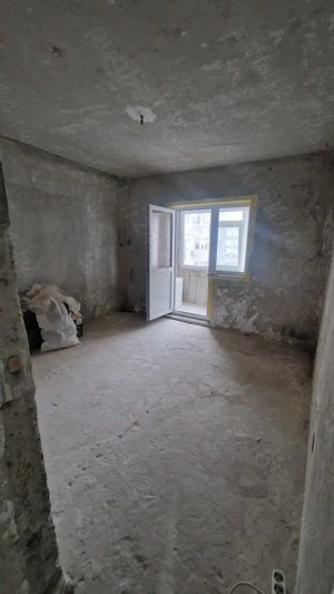 Proprietar vand apartament 3 camere - imagine 5