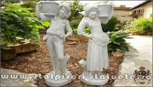 Set statuete copii cu coșulețe, alb marmorat, model J3,J4.