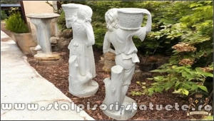 Set statuete copii cu coșulețe, alb marmorat, model J3,J4. - imagine 4