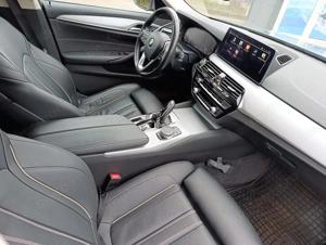BMW Seria 5 530e 292 Cp Trapa - imagine 5