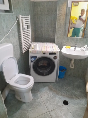 inchiriez camera la curte - imagine 3