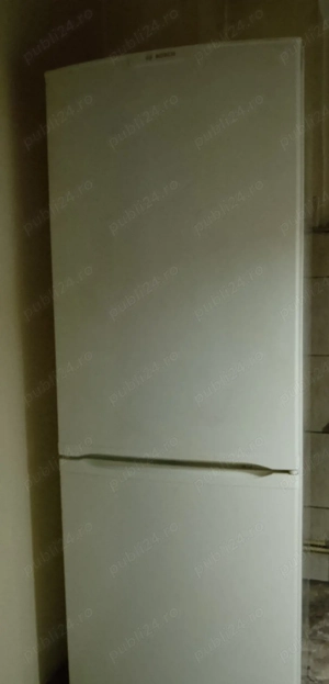 Combină frigorifică BOSCH . 750 Lei neg. IAȘI