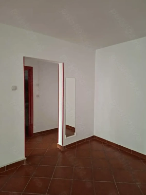 Inchiriez spatiu comercial  - imagine 11