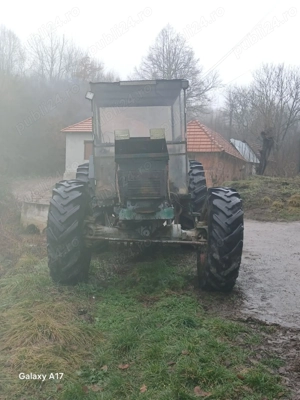 Vând tractor Zetor si încărcător