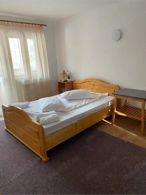 inchiriez casa de vacanta  - imagine 5