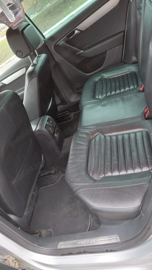 Vand VW Passat B7 Highline Berlina 2.0 TDI manuală - imagine 5