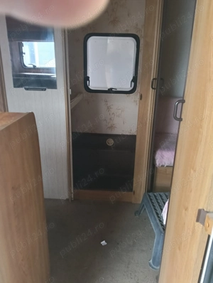 Vind rulotă foarte intretinuta - imagine 3