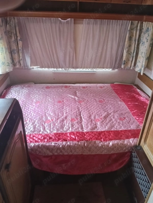 Vind rulotă foarte intretinuta - imagine 4