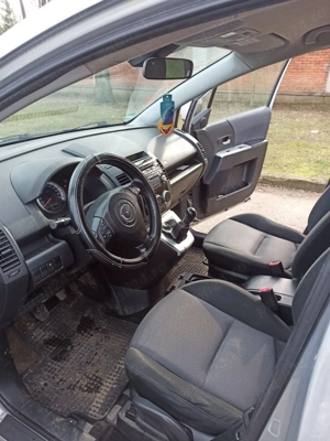 Mazda 5, 7 locuri - imagine 4