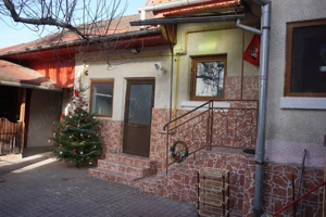 Casa ultracentrala Curtea de Arges - imagine 3