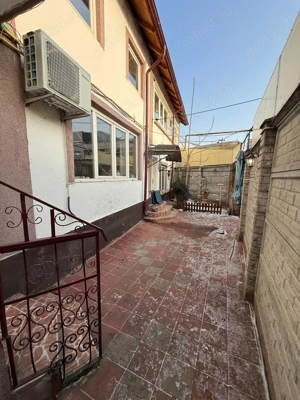 Casa P+E, teren 220 m2, zona centrala pe langa Campia Islaz - imagine 2