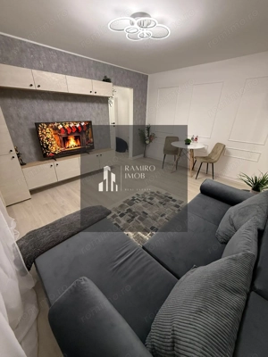 Apartament 2 camere semi-decomandat Renovat total