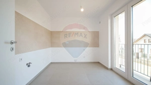 Garsoniera decomandata, 40 mp utili, etaj 1 | ROKMAN | Zona Tractorul - imagine 8