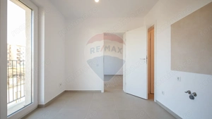 Garsoniera decomandata, 40 mp utili, etaj 1 | ROKMAN | Zona Tractorul - imagine 9