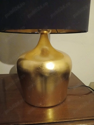 Lampă electrica cu postament din sticla vopsită