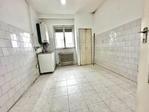 APARTAMENT 2 CAMERE I CETATE ZONA CLOSCA I NERENOVAT I BLOC CARAMIDA I