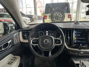 Volvo XC60 T8  Twin Engine - imagine 13