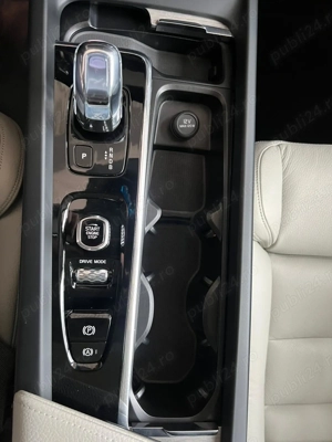 Volvo XC60 T8  Twin Engine - imagine 11