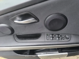 BMW 320 D an 2007 unic proprietar - imagine 8