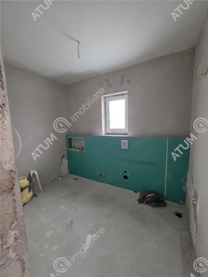 Casa individuala cu 4 camere si curte libera de 330 mp in Selimbar - imagine 19