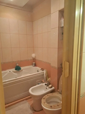 Vanzare apartament cu 3 camere, zona Micro 19 (Neacsu), sup 64 mp - imagine 7