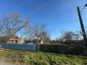 Casa+2 terenuri intravilane Tufesti  - imagine 5