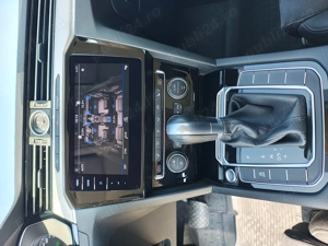 Volkswagen Passat highline, an 2019, motor 2.0 diesel, 150 cp. - imagine 7