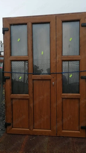 Uși termopan stejar auriu noi