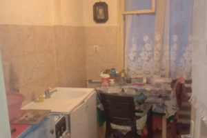 Apartament cu 2 camere de vanzare Brad - imagine 2