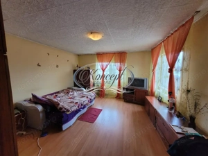 Proprietate versatila cu garaj si teren in Someseni - imagine 9