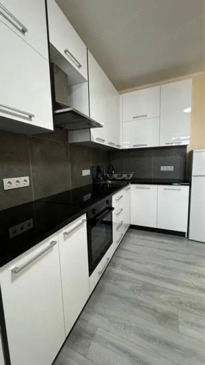 3 Camere de inchiriat zona Aparatori Patriei  - imagine 8