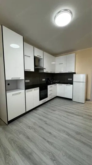 3 Camere de inchiriat zona Aparatori Patriei  - imagine 6