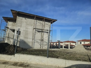 Vila 4 camere, 147 mp, zona Hlincea - imagine 3