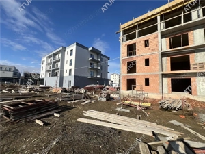 Apartament la cheie cu 3 camere si balcon zona Pictor Brana - imagine 11