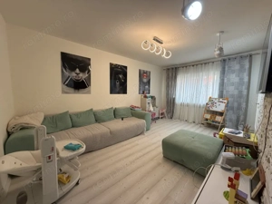 Apartament modern, 3 camere, decomandat, etaj 2 - Soarelui
