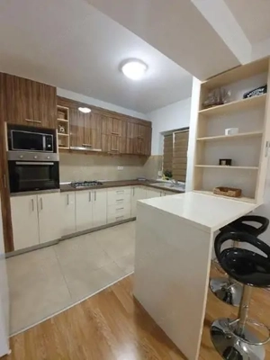 3 camere parter, grădină proprie, 2 locuri de parcare, centrală, boxă, Pallady