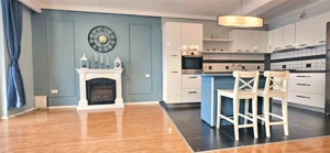 Proprietar in vatra sat la asfalt,140m2 utili,garaj,panouri fotovoltaice,teren 522mp